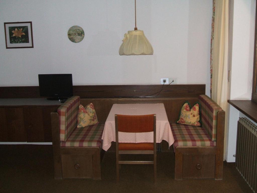 Residence Wiesenhof Campo Tures Ruang foto